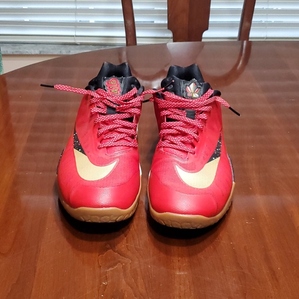Nike shoes